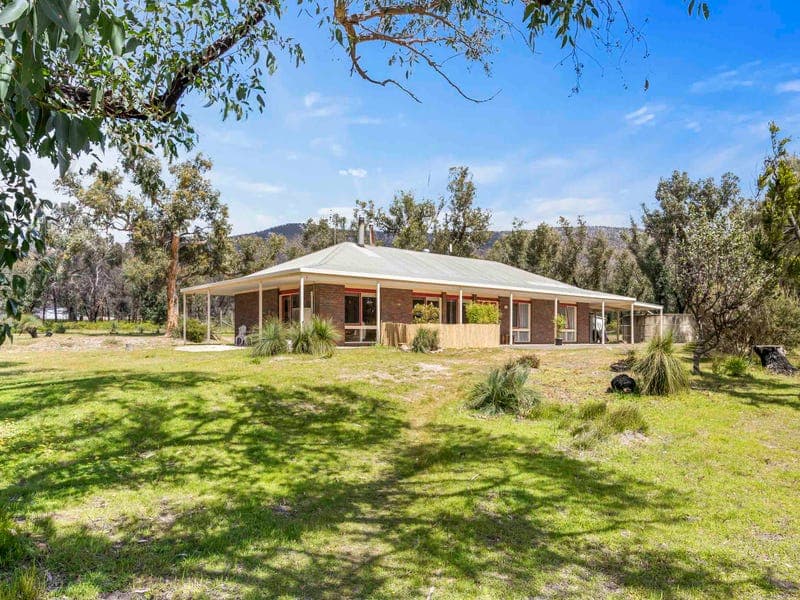 13 Emu Court, Pomonal