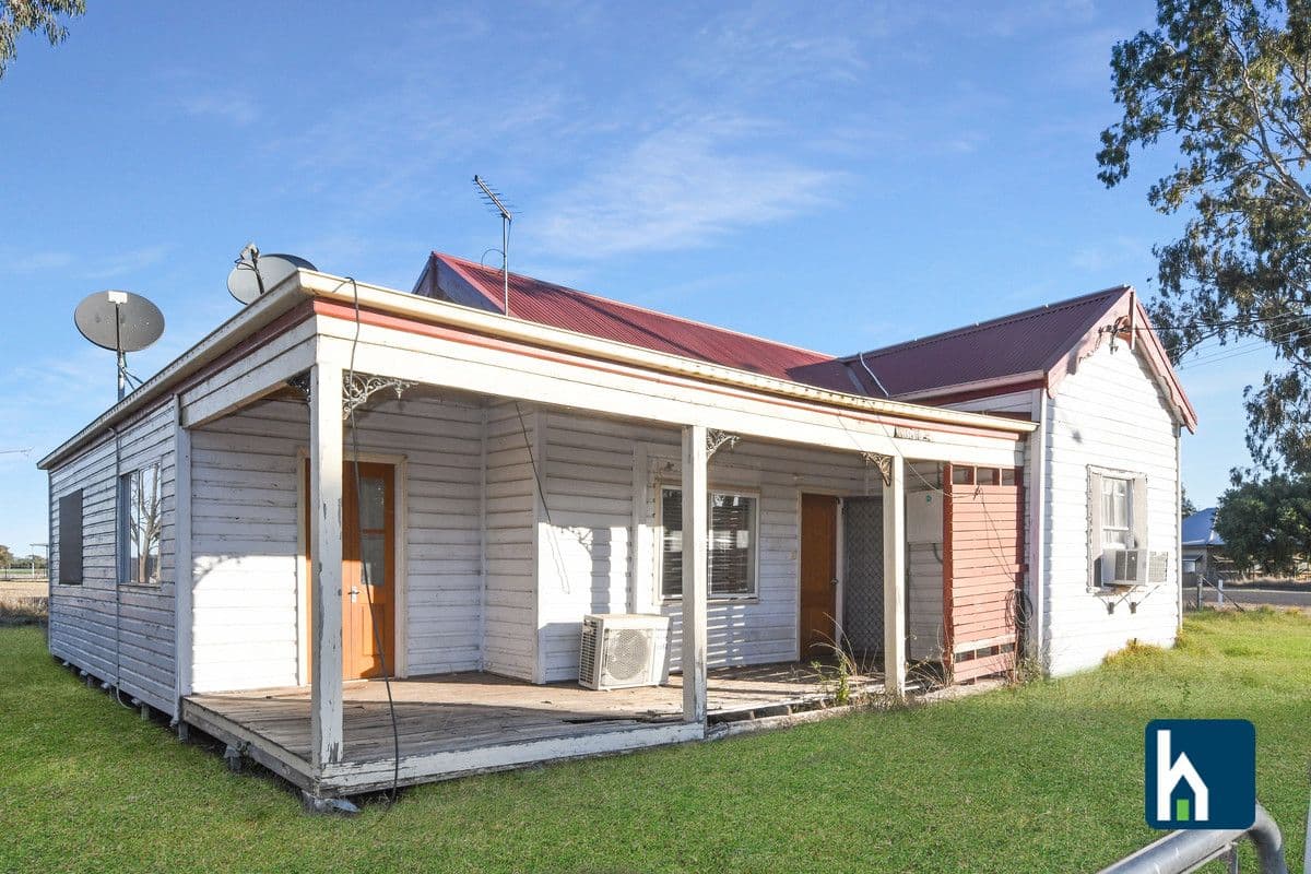 2 Baranbah Street