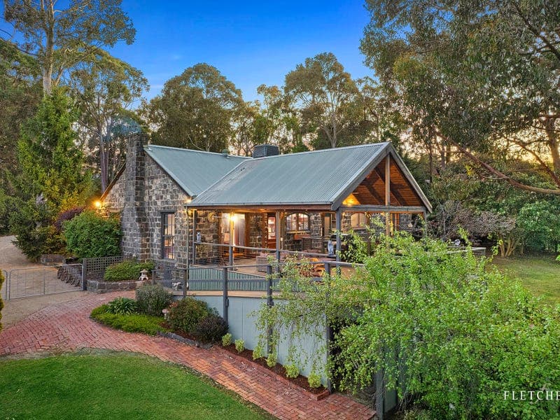 80 Mt Morton Road, Belgrave Heights