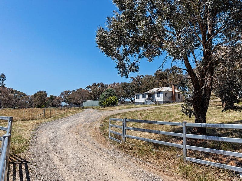 6 Dale Street, Bookham