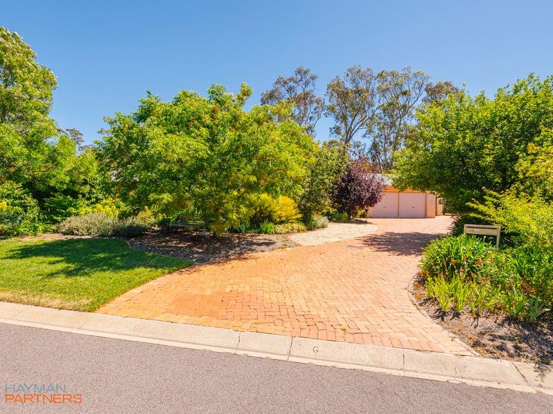 40 Shepherdson Place