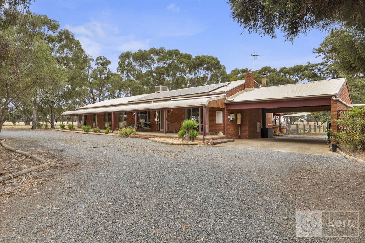 1403 Murray Valley Highway