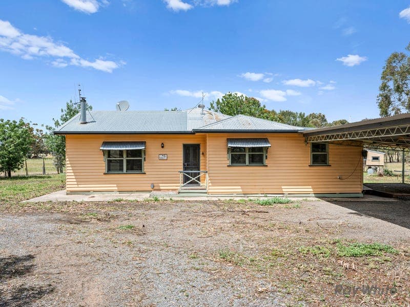 253 River Road, Goomalibee