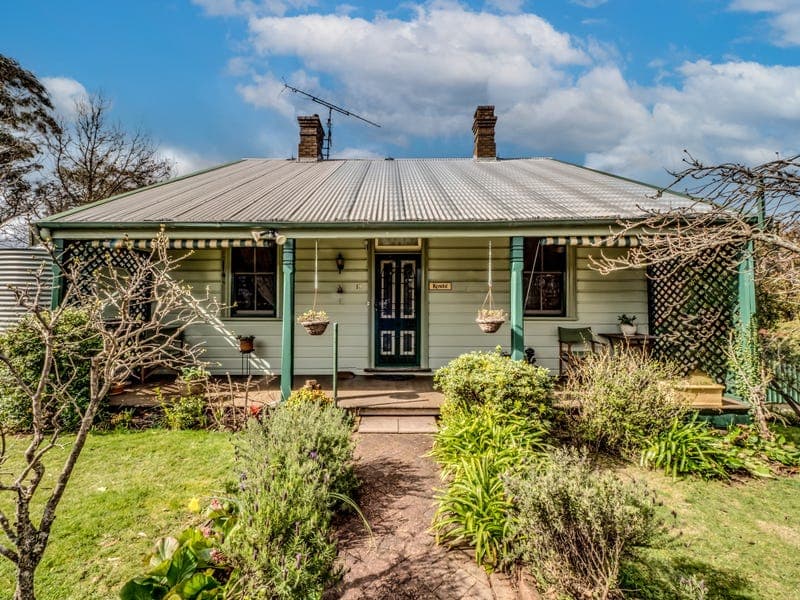 19 Sandham Road