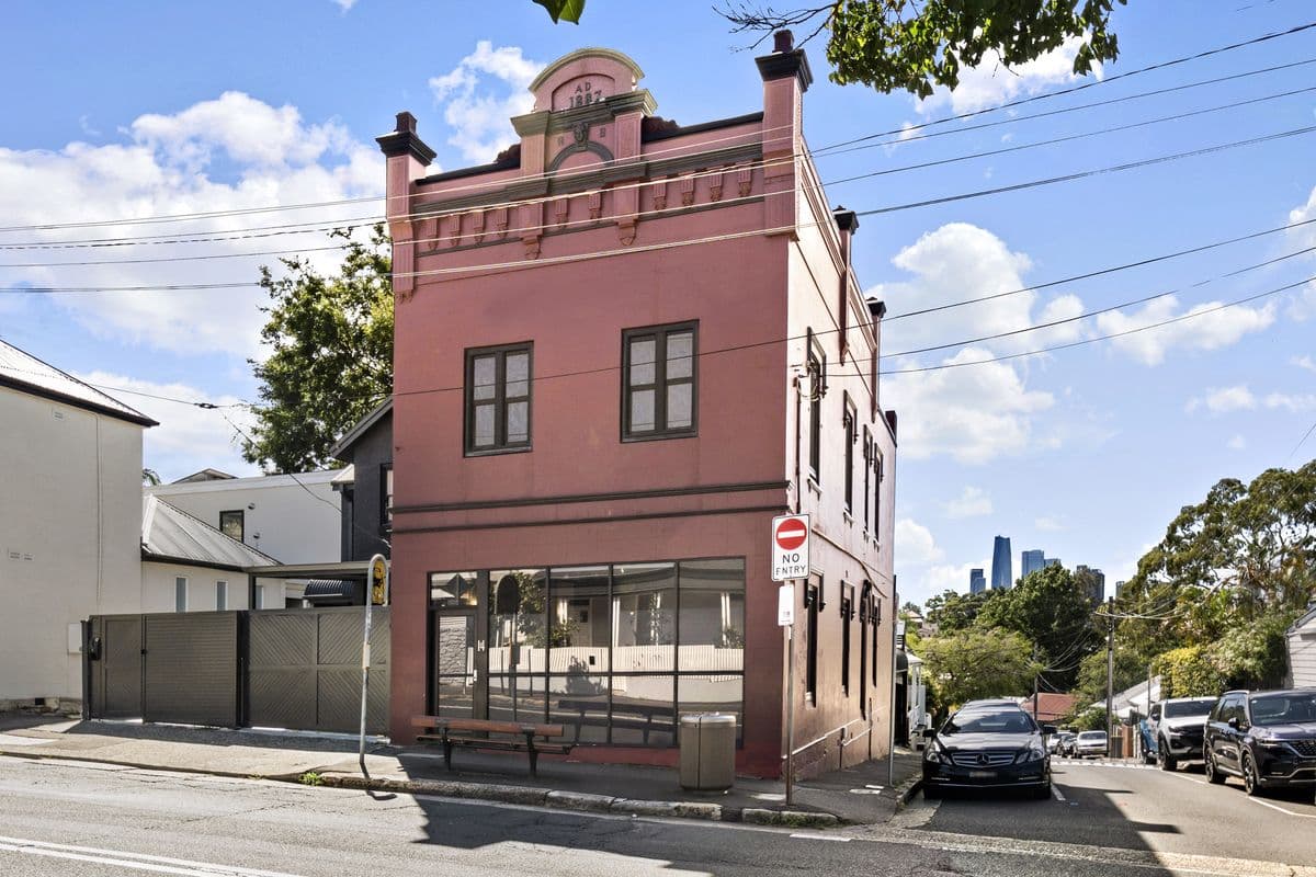 14 Mullens Street
