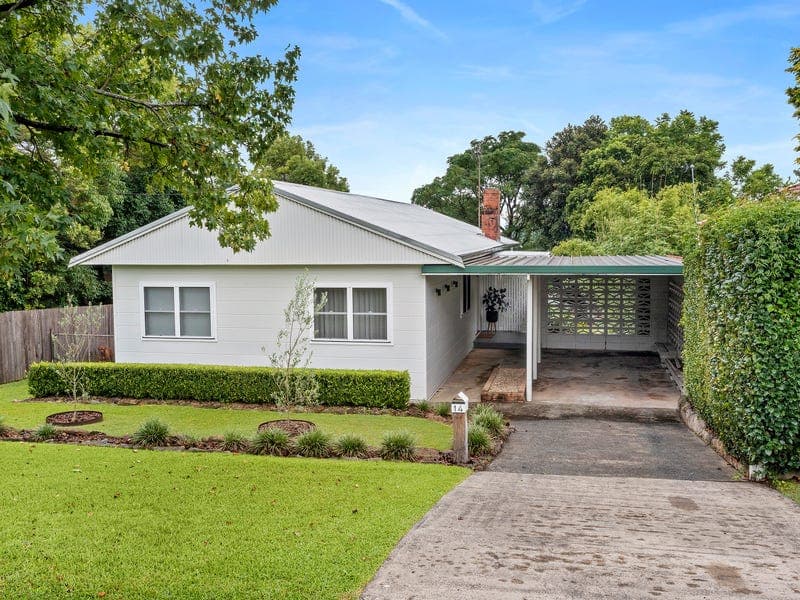 14 Mulgen Crescent, Bomaderry