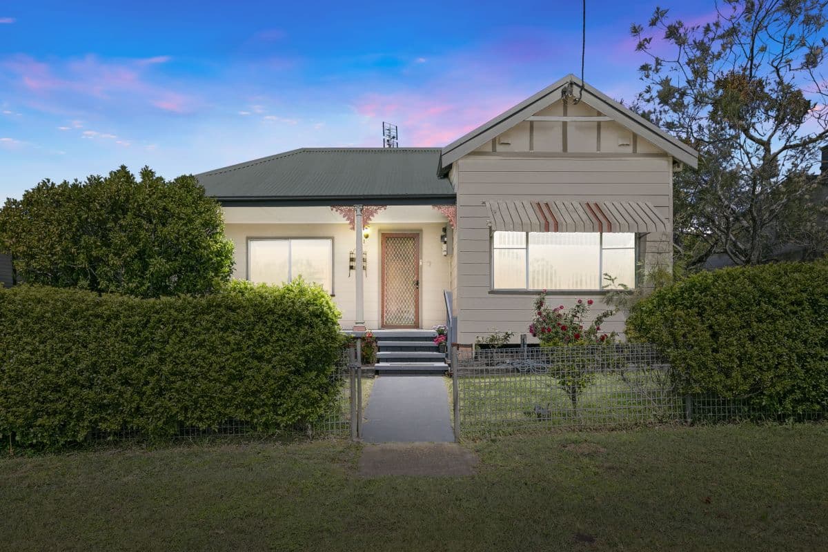 261 Mathieson Street