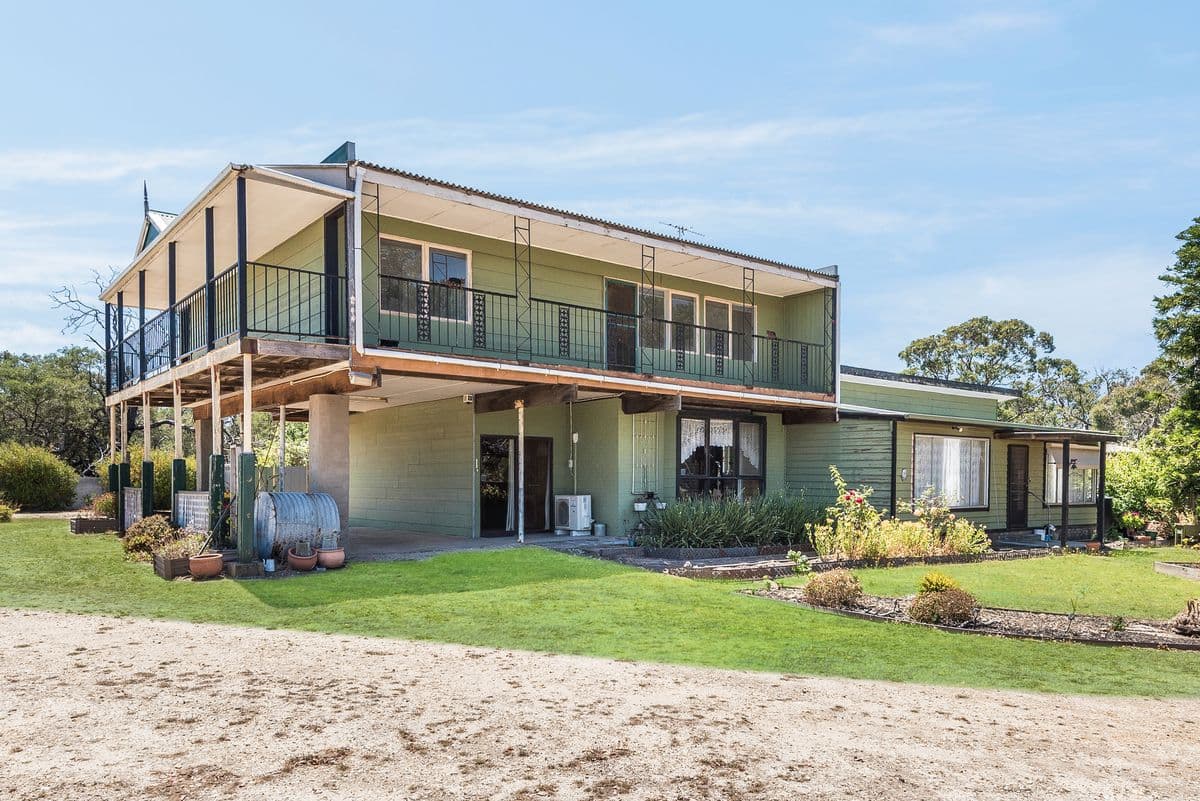 120 CLARKES ROAD
