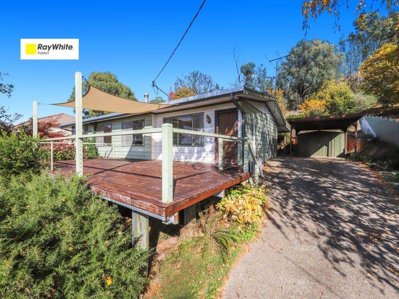 14 Bartlett Street, Batlow