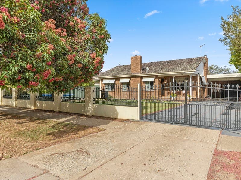 38 RIVER ROAD