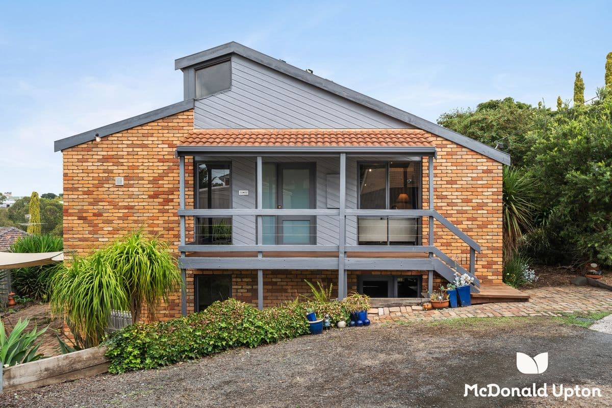 12 Christina Court