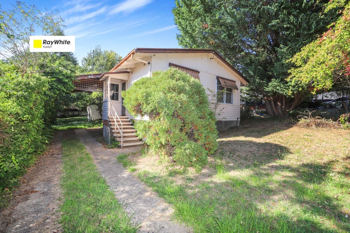 13 Batlow Avenue