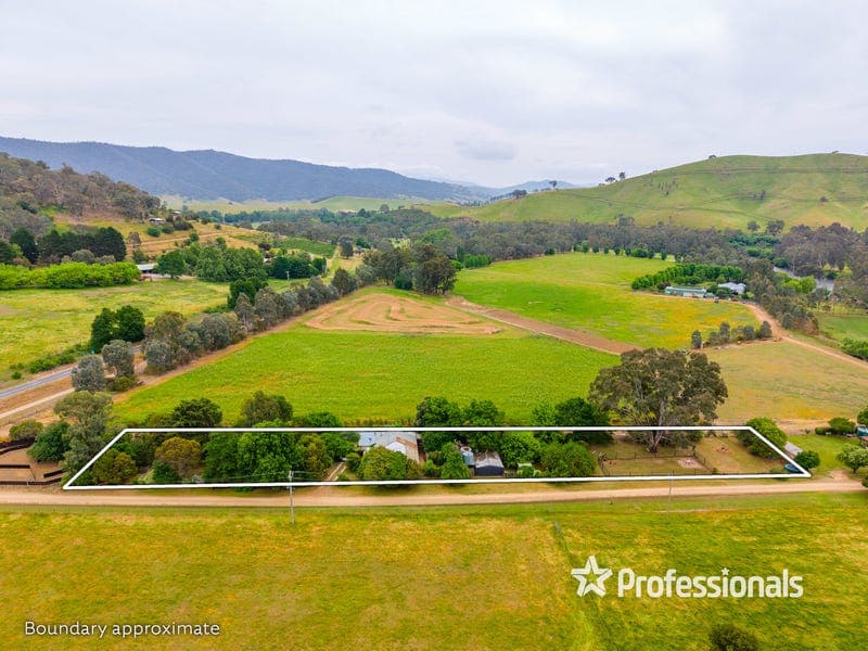 11 Factory Lane, Walwa
