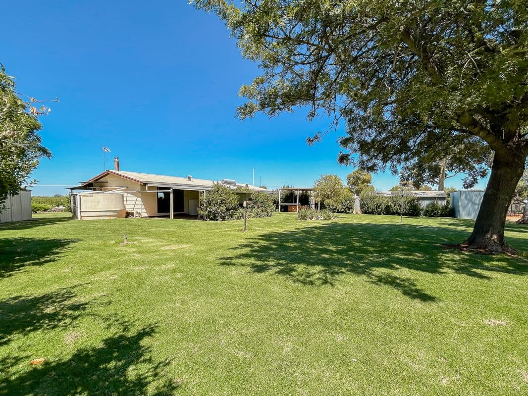 238 Lake Road