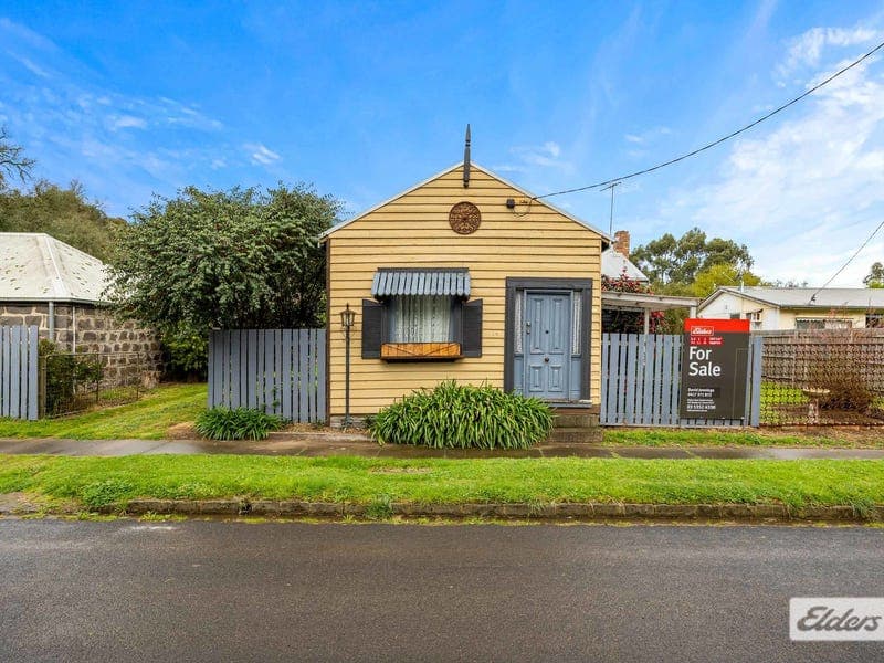 14 Walker Street, Wickliffe