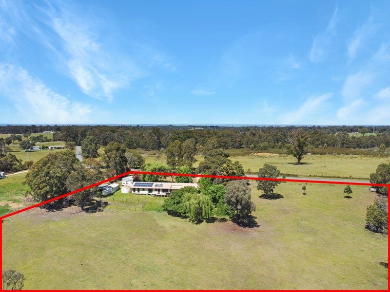 300 Watts Road, Nicholson