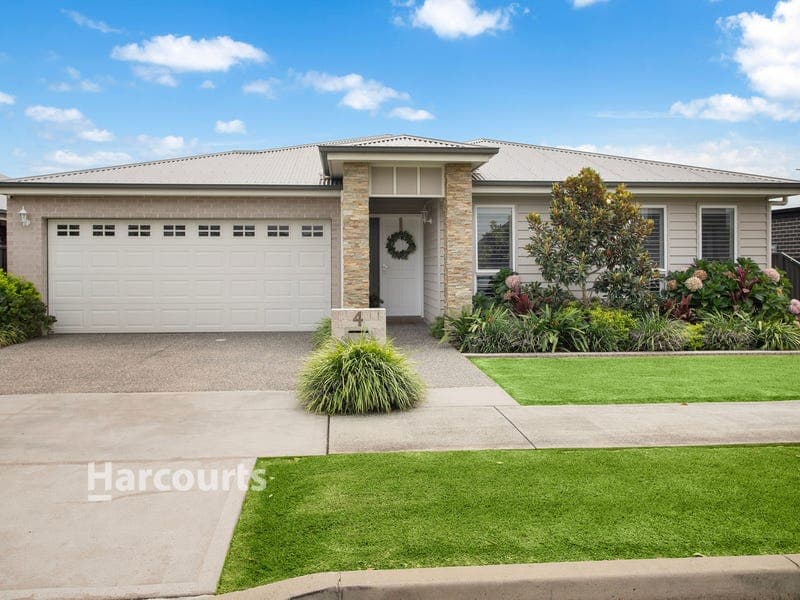4 Fairy Wren Close, Calderwood