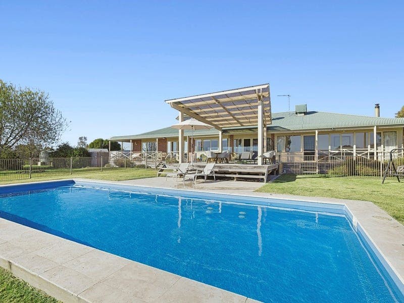 171 Lake Lonsdale Road, Lake Lonsdale