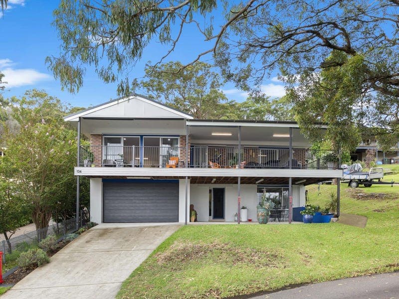 134 Coal Point Road, Coal Point