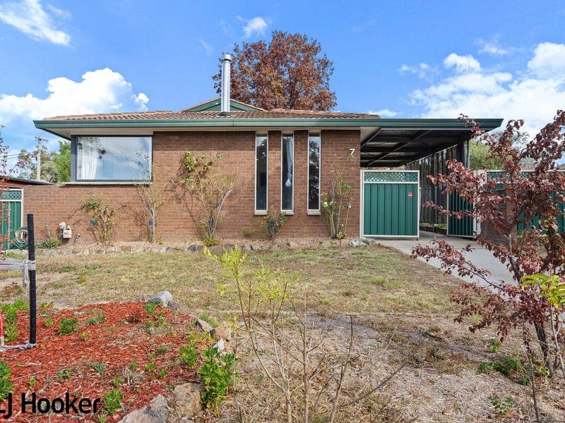 7 Hinkler Street