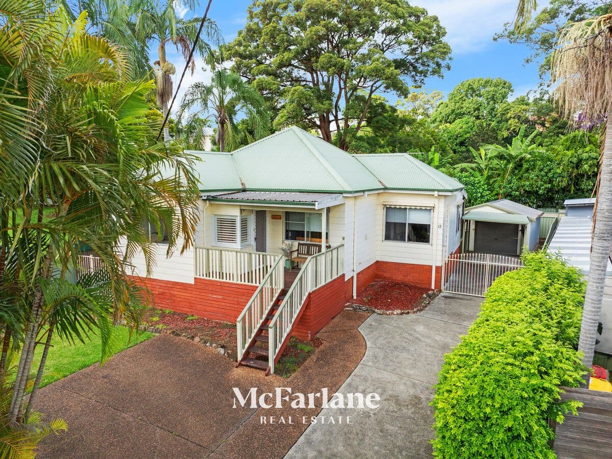 13 Penylan Street