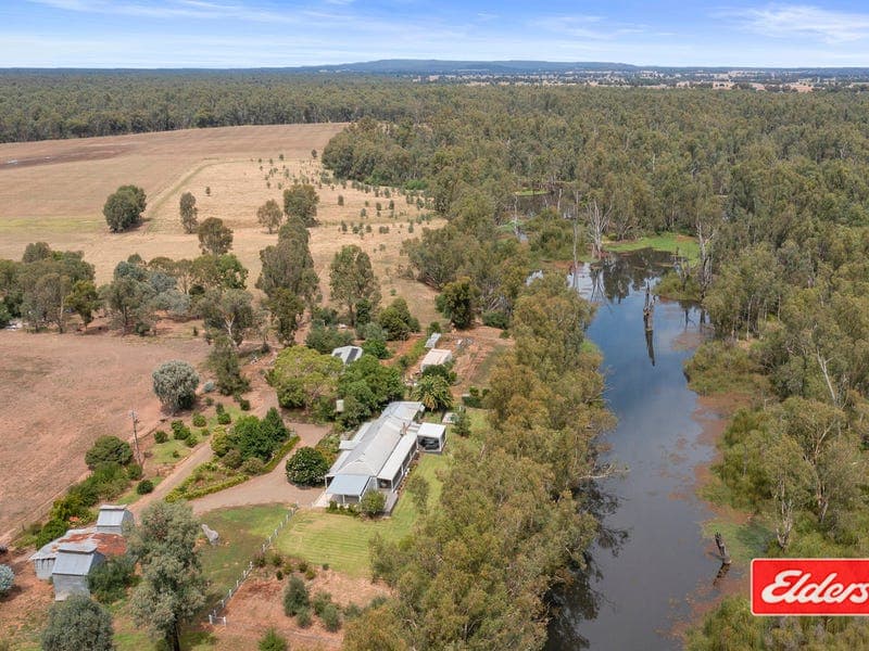 45 East Road, Boorhaman North