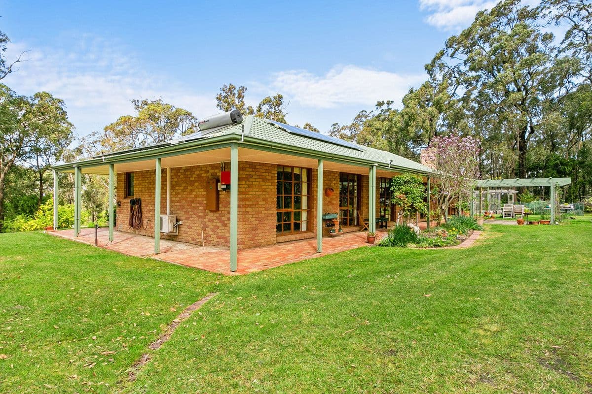 70 Tandara Drive
