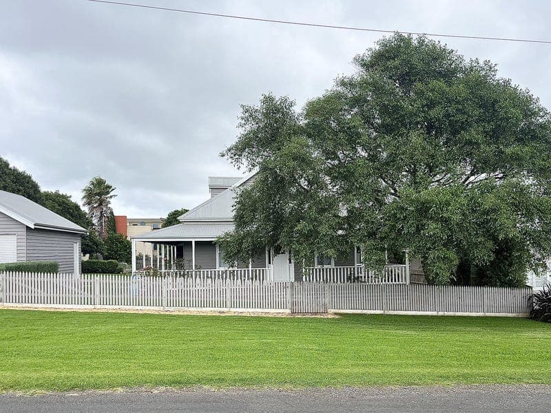 24 Walkers Lane, Koroit