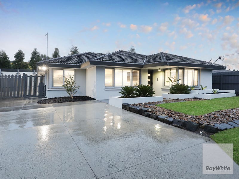 9 Fleetwood Court, Gladstone Park