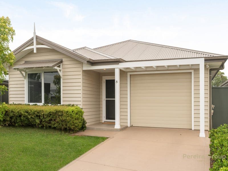 8 Orchard Avenue, Cobbitty