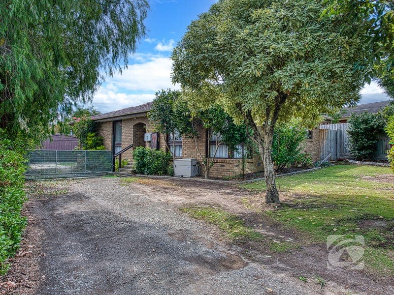 15 Kent Road, Narre Warren