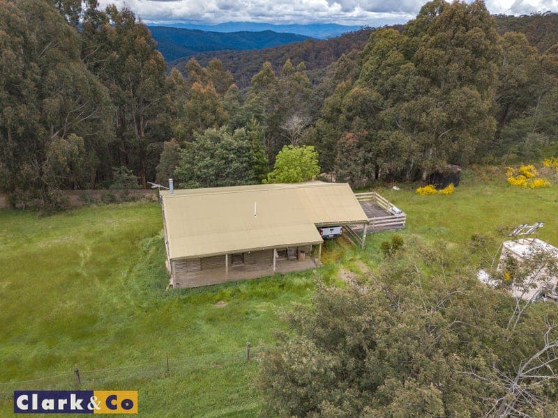 105 Melbourne Street, Matlock
