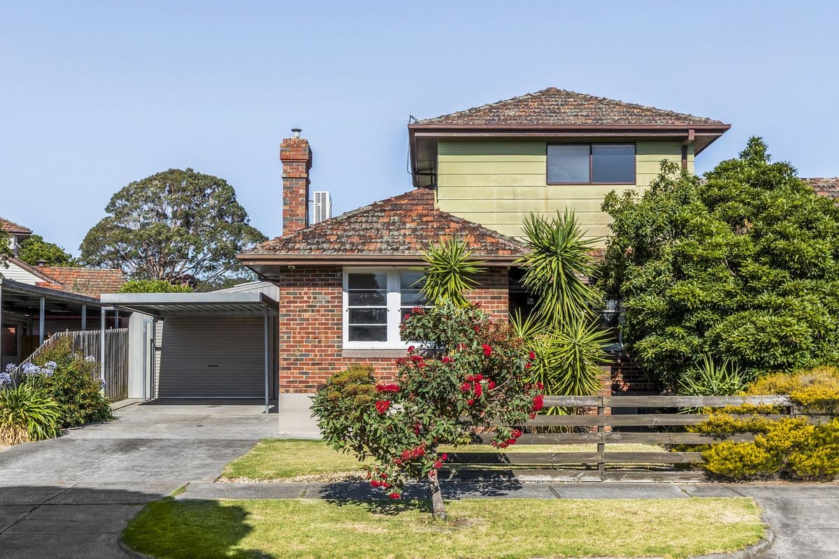6 Mcgowan Avenue
