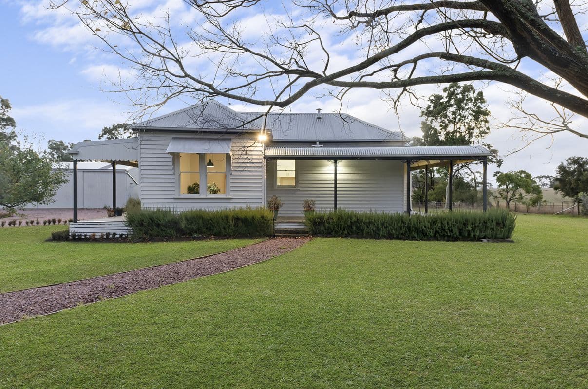 1375 Penshurst-Warrnambool Road