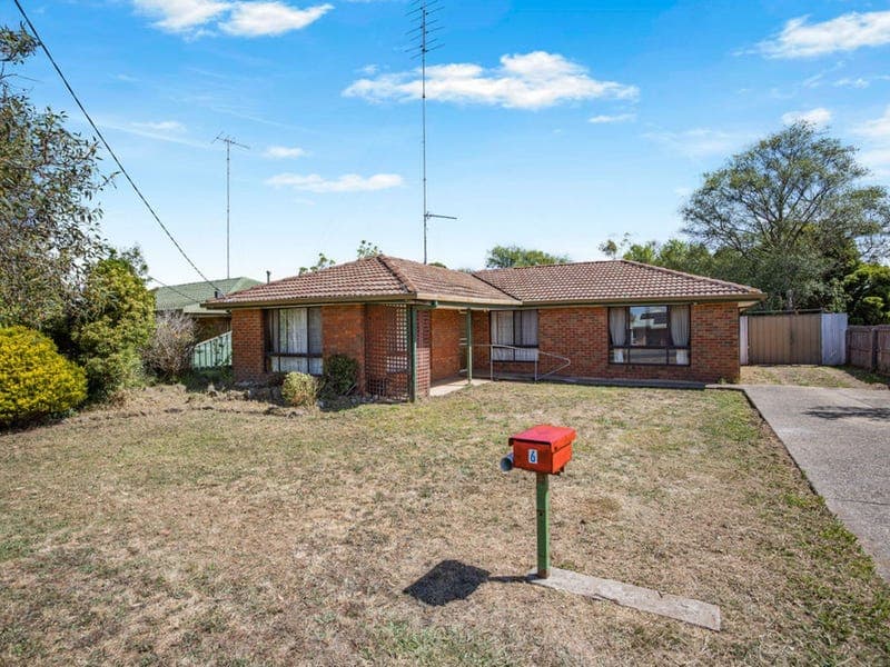 6 Bray Street, Sebastopol