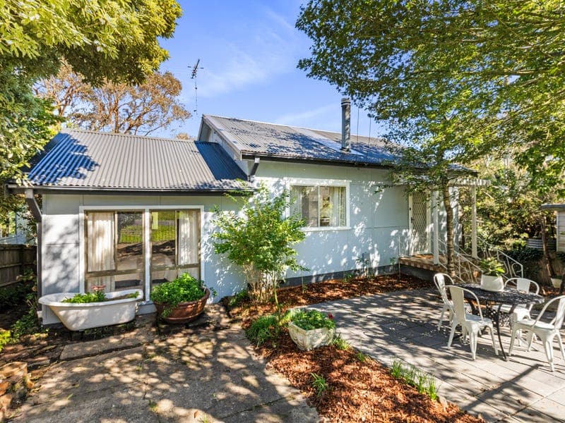 26 Bridges Street, Blackheath