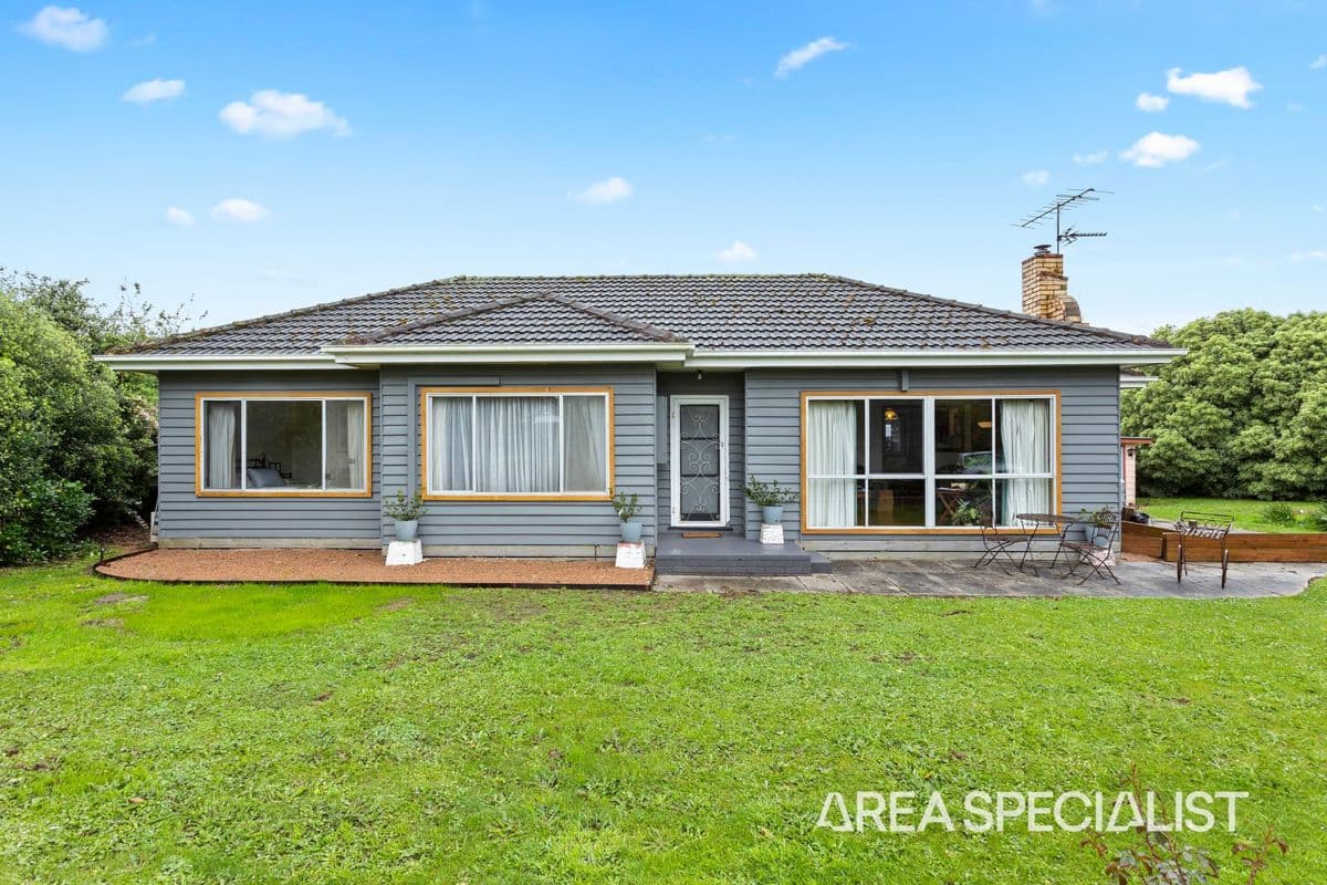 898 Sheepways Road