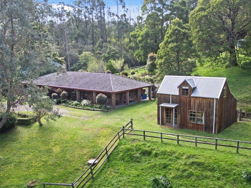 1 McKenzie Lane