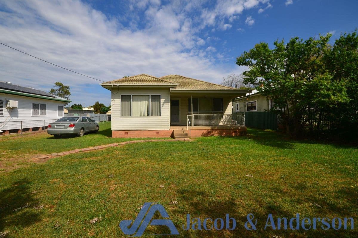 46 Laidlaw Street