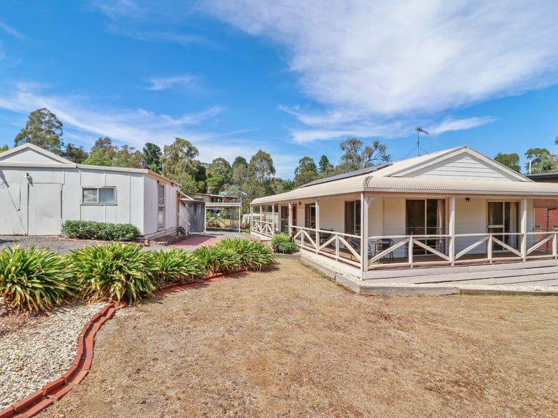 11 Village Way, Macs Cove