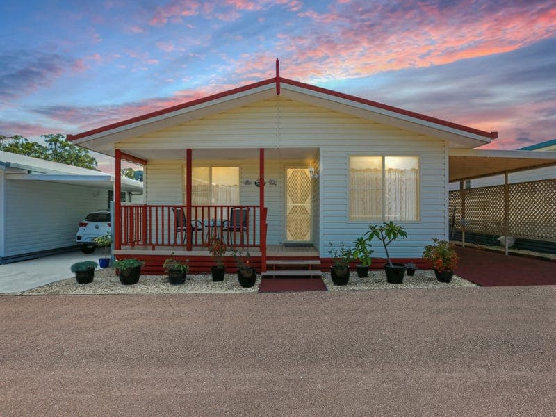 2 Mulloway Road, Chain Valley Bay