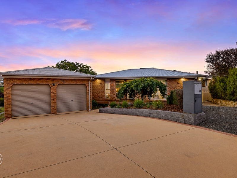 18 Mattingley Court, Banks