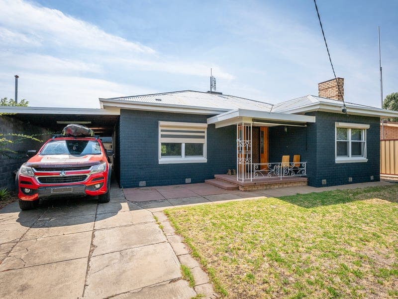 13 CAMPBELL STREET