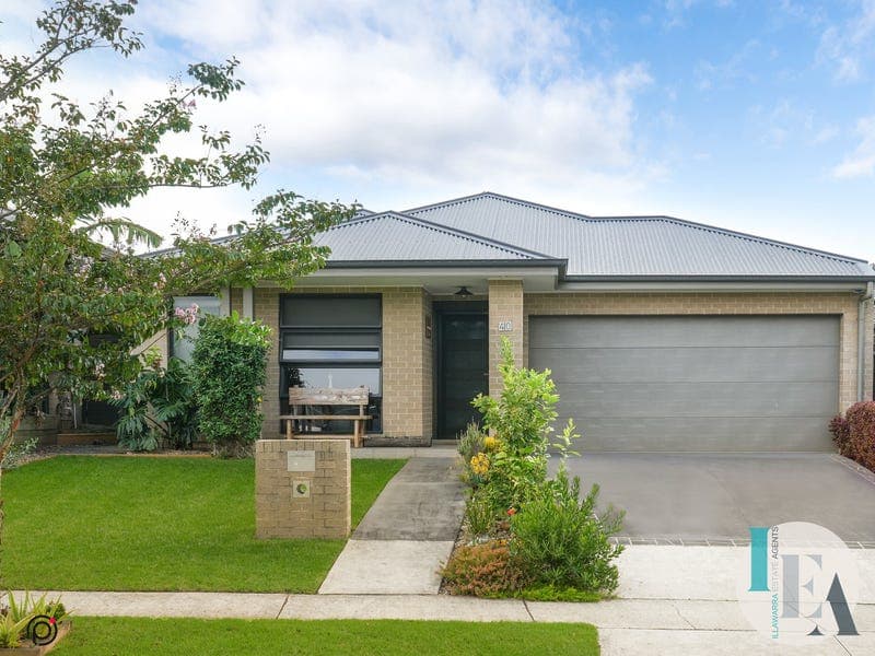 40 Bartlett Crescent