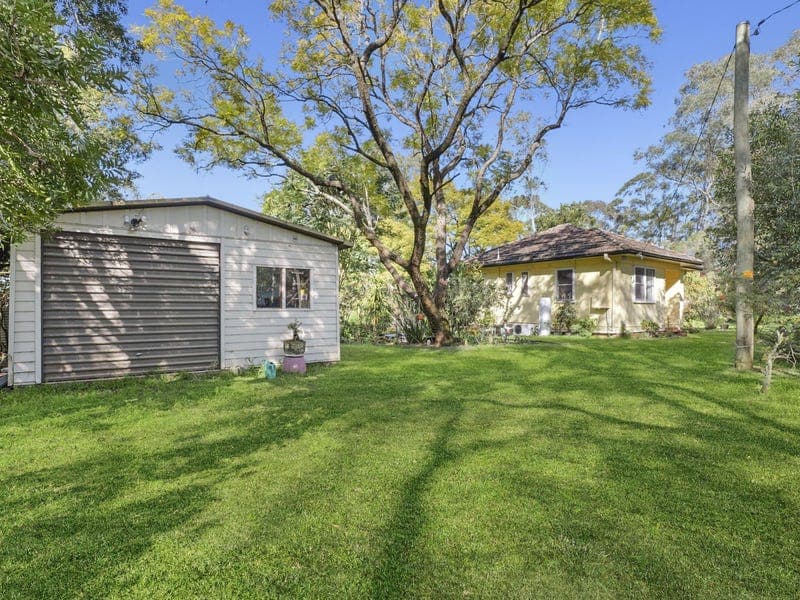 498 Blaxlands Ridge Road