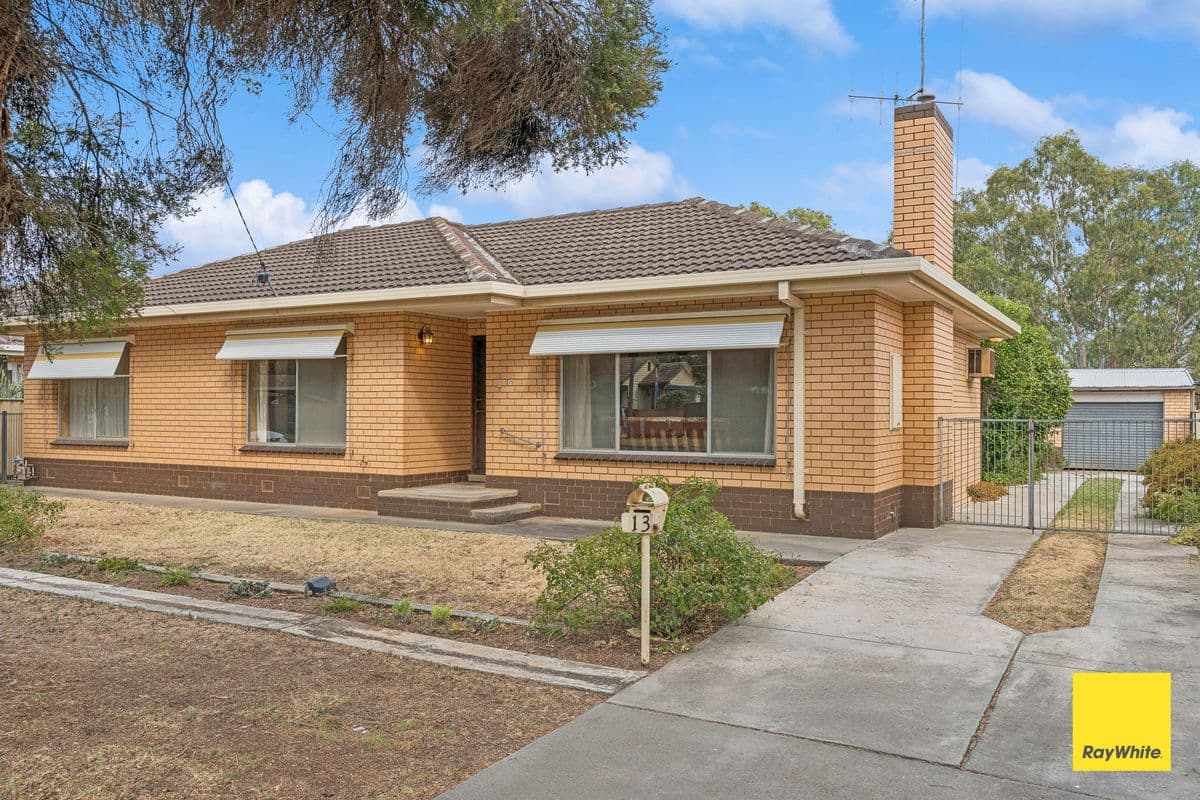 13 MITCHELL STREET