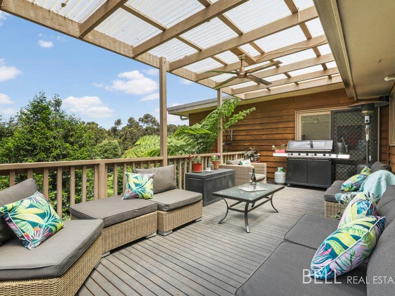 18 Douglas Crescent, Monbulk