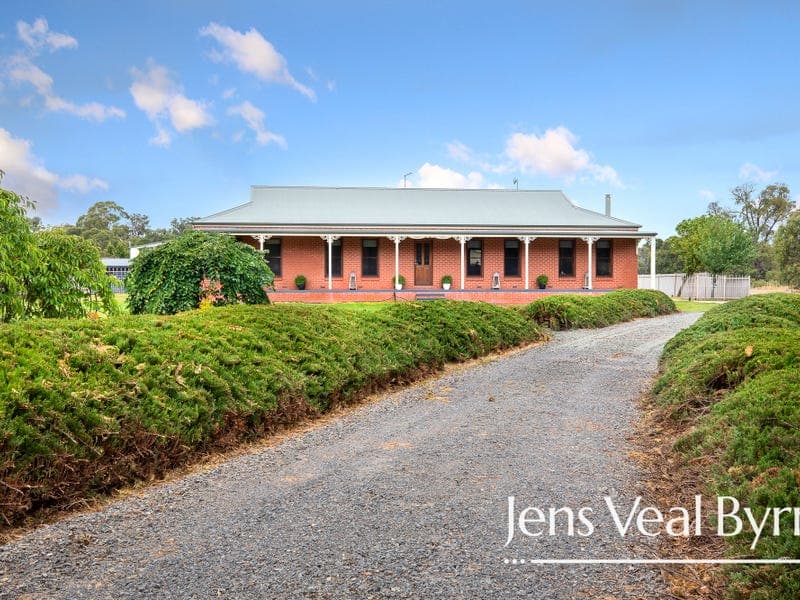 2 Millar Court
