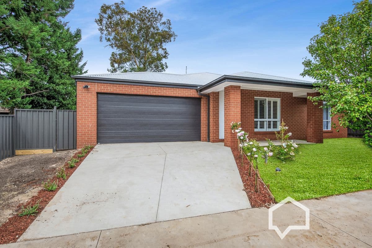 2/185A King Street