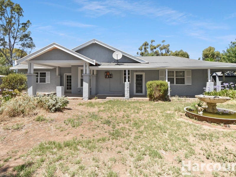 3084 Donald-Stawell Road, Banyena